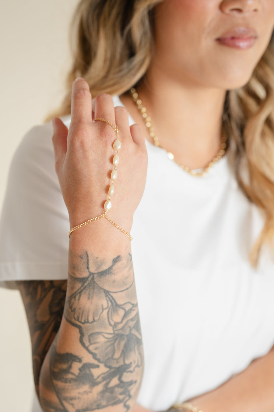 Baroque Pearl Hand Chain