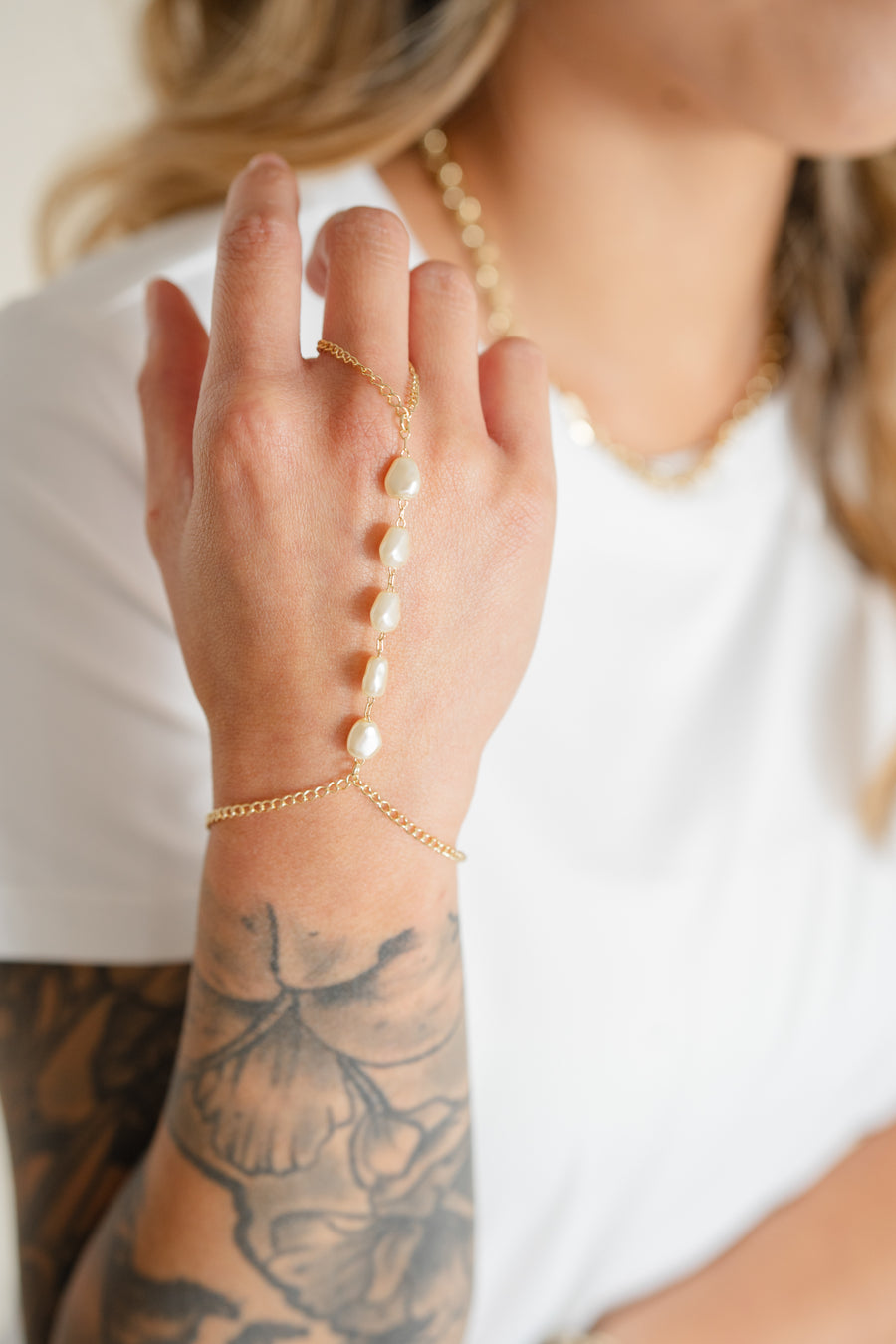 Baroque Pearl Hand Chain
