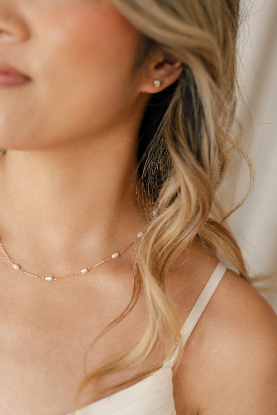 Piper Pearl Bar Necklace